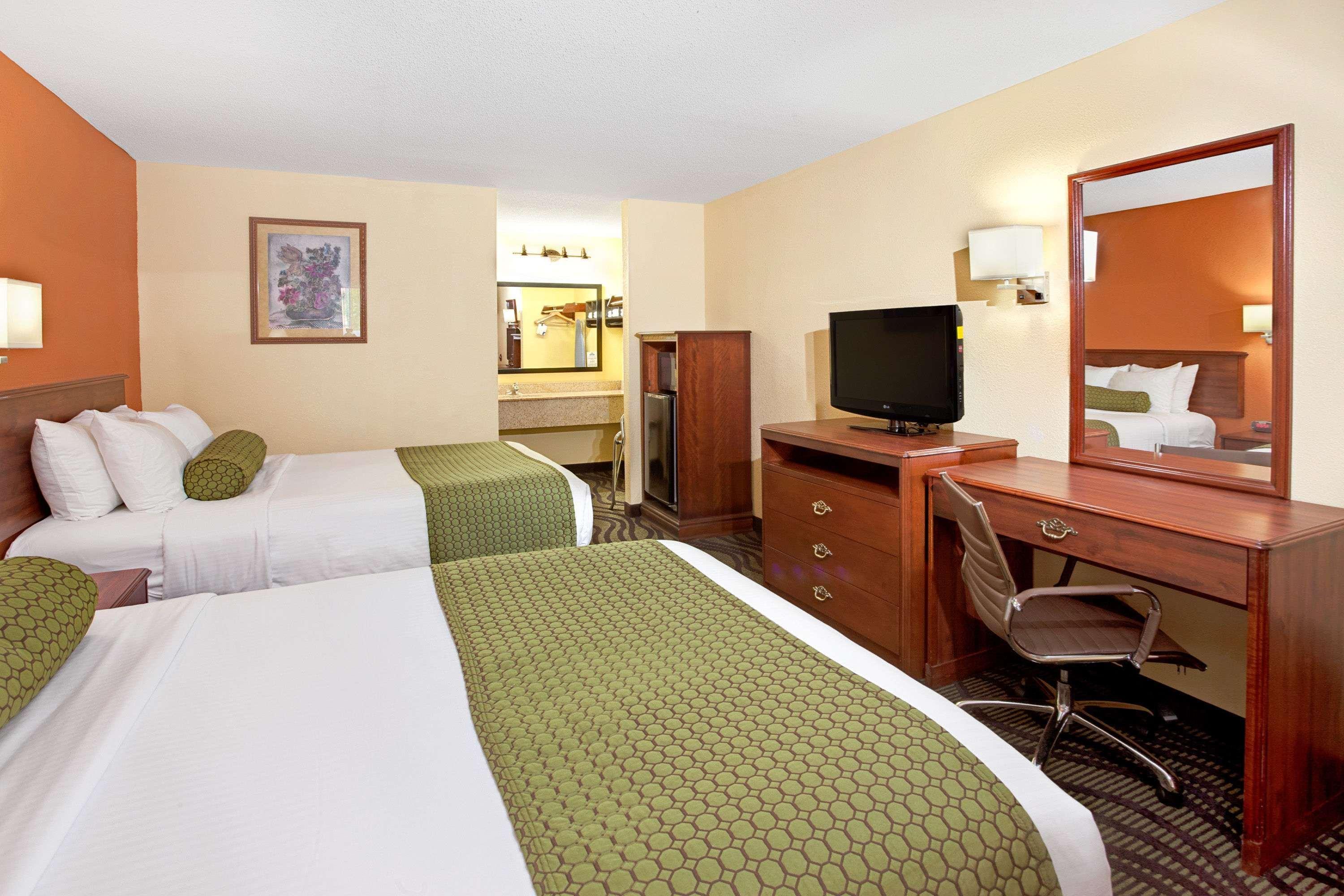 Days Inn By Wyndham Acworth Extérieur photo